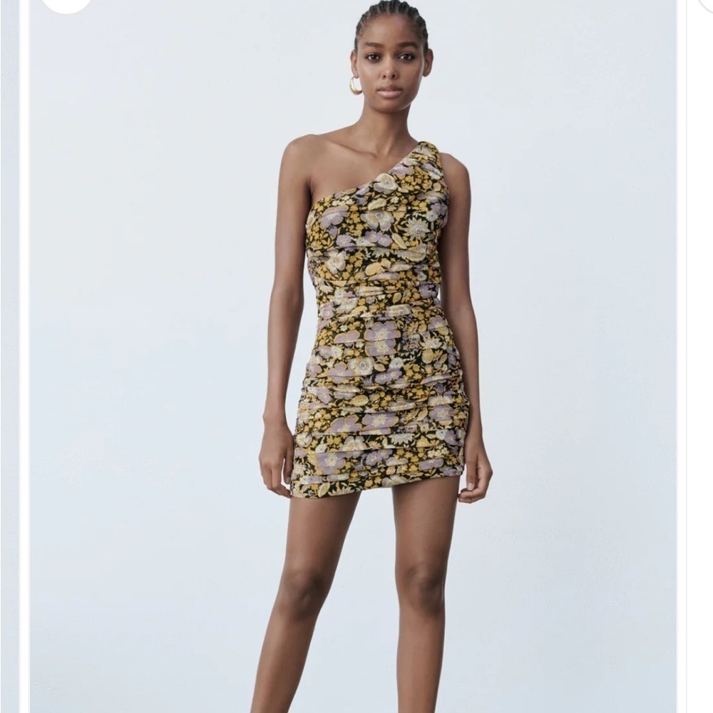 NWOT Zara Chiffon One Shoulder Draped Mini Floral Dress. Size X-Small